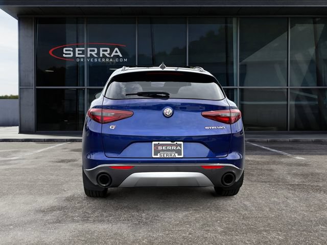 Used 2023 Alfa Romeo Stelvio Ti w/ Active Assist Plus Package AWD/4WD image 4