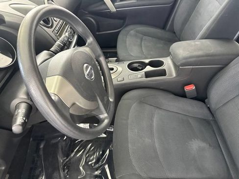 Used 2015 Nissan Rogue S FWD image 11