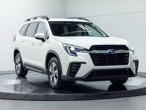 Used 2025 Subaru Ascent Premium AWD/4WD image 4