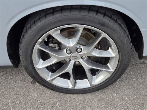 Used 2022 Dodge Challenger GT image 10