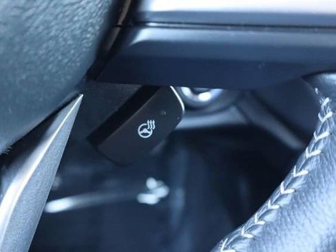 Certified 2025 Subaru Outback Limited w/ Popular Package #2 image 24