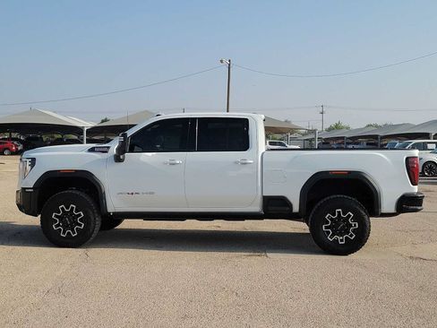 Used 2026 GMC Sierra 2500 AT4X AWD/4WD image 5