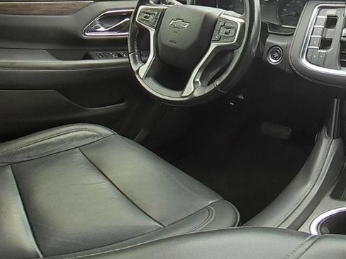 Used 2021 Chevrolet Suburban LT AWD/4WD image 34