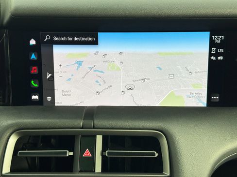 Used 2022 Porsche Taycan image 23