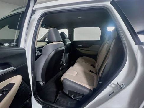 Used 2022 Hyundai Santa Fe SEL AWD/4WD image 17