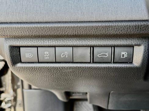 Used 2026 Toyota Camry LE w/ Convenience Package FWD image 29