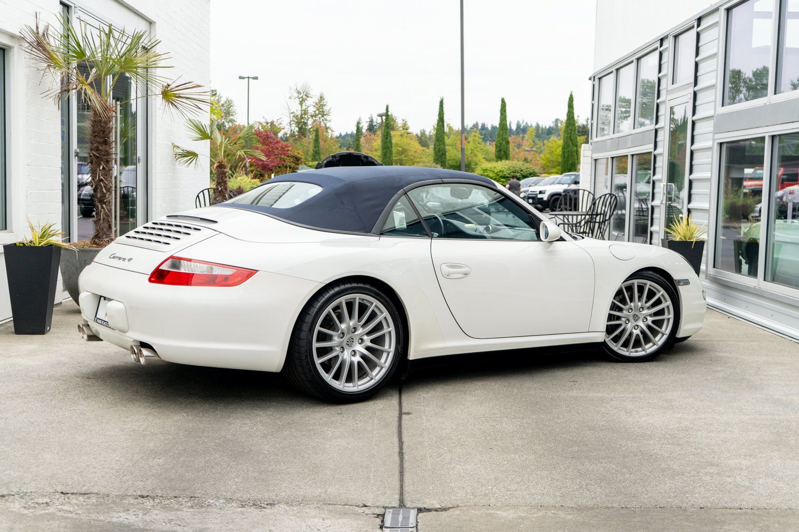 Used 2007 Porsche 911 Carrera 4 AWD/4WD image 8