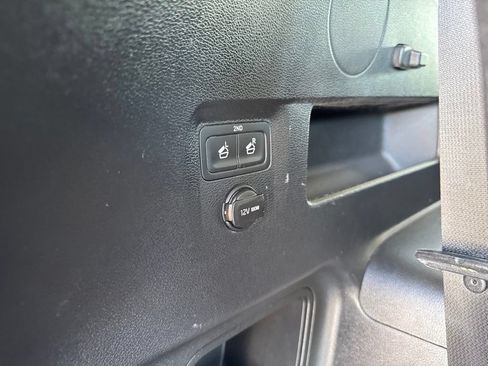 Used 2023 Kia Telluride LX FWD image 43