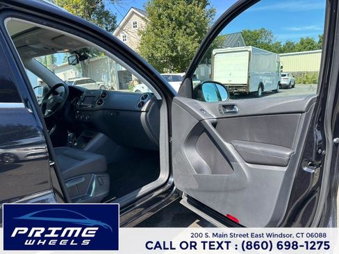 Used 2016 Volkswagen Tiguan SE image 13