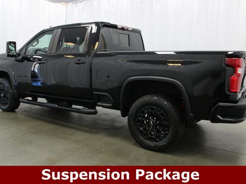 Used 2021 Chevrolet Silverado 3500 LTZ w/ LTZ Plus Package image 9