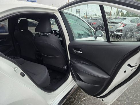 Used 2021 Toyota Corolla SE FWD image 24