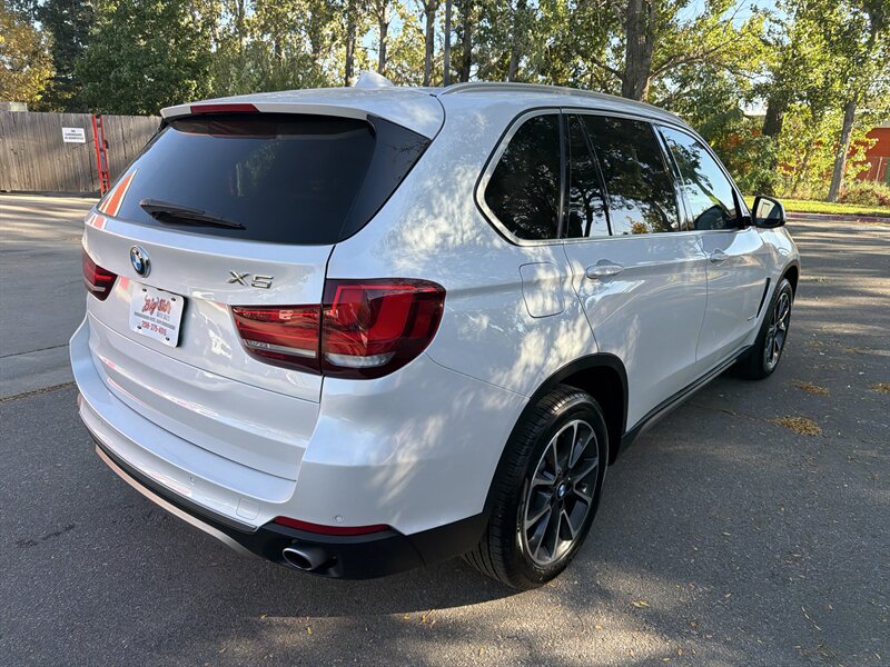 Used 2017 BMW X5 xDrive35i AWD/4WD image 4