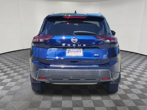 Used 2024 Nissan Rogue SV w/ SV Premium Package FWD image 7