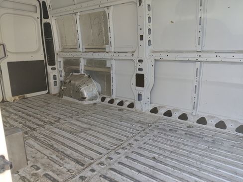 Used 2018 RAM ProMaster 2500 w/ Interior Convenience Group image 33