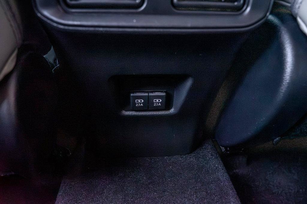 Used 2019 Toyota RAV4 Limited AWD/4WD image 19