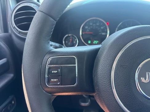 Used 2016 Jeep Wrangler Unlimited Sport w/ Quick Order Package 24S AWD/4WD image 17
