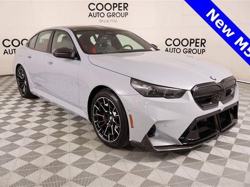 New 2026 BMW M5 w/ Executive Package image 1