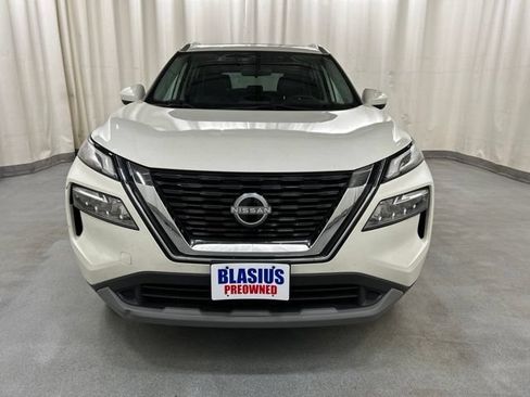Used 2023 Nissan Rogue SV w/ SV Premium B Package AWD/4WD image 23
