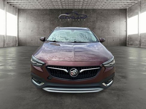 Used 2018 Buick Regal Essence w/ Driver Confidence Package #1 AWD/4WD image 7
