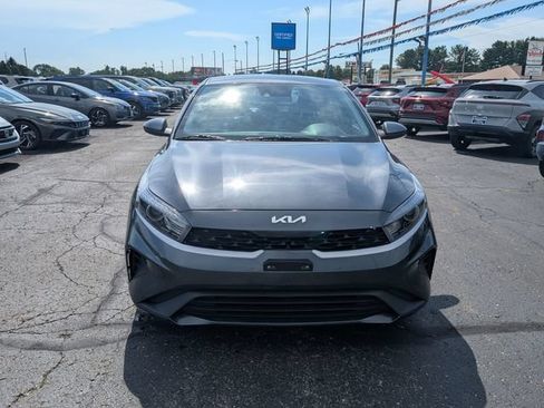 Used 2024 Kia Forte LXS FWD image 2