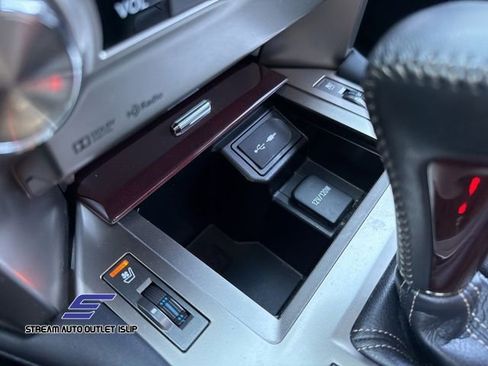 Used 2019 Lexus GX 460 image 40