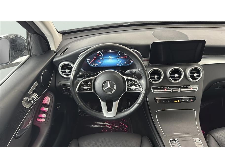 Used 2020 Mercedes-Benz GLC 300 image 24