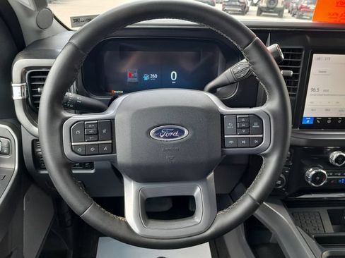 Used 2026 Ford F250 Lariat AWD/4WD image 13