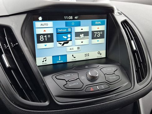 Used 2016 Ford Escape SE w/ Equipment Group 201A image 18