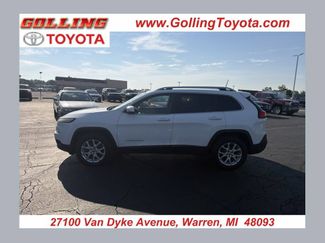 Used 2016 Jeep Cherokee Latitude w/ Cold Weather Group AWD/4WD video 1