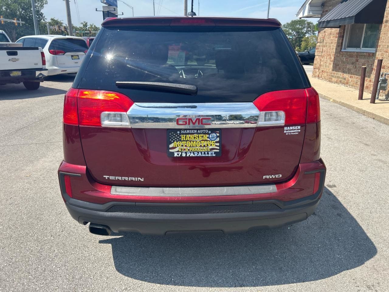 Used 2017 GMC Terrain SLE AWD/4WD image 6