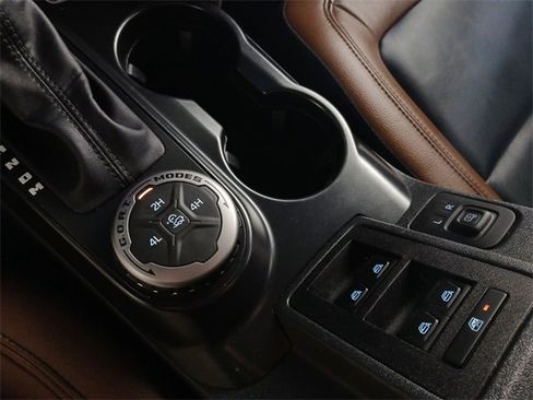 Certified 2024 Ford Bronco Outer Banks image 17