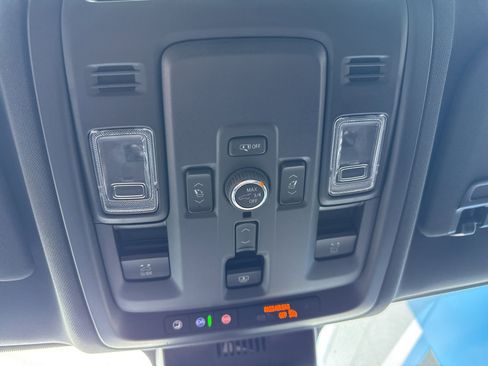 New 2025 Chevrolet Tahoe High Country image 32