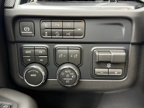 New 2026 Chevrolet Tahoe RST w/ Comfort Package AWD/4WD image 7