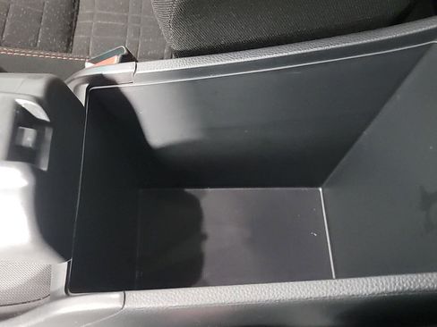 Certified 2025 Honda HR-V Sport image 34