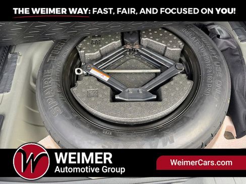 Used 2021 Toyota RAV4 LE AWD/4WD image 12