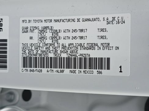 Used 2024 Toyota Tacoma SR AWD/4WD image 33