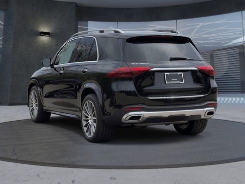 Used 2024 Mercedes-Benz GLE 450e 4MATIC image 3