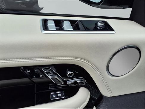 Used 2021 Land Rover Range Rover Westminster Edition image 18