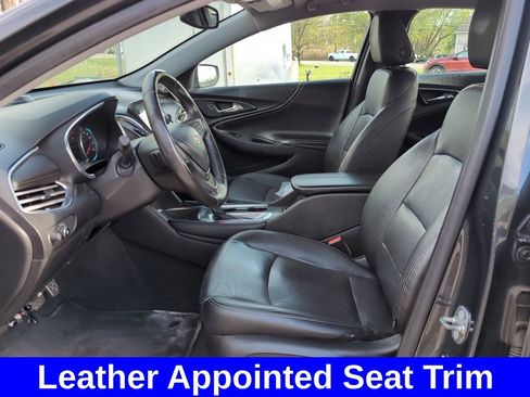 Used 2017 Chevrolet Malibu LT w/ Leather Package FWD image 19