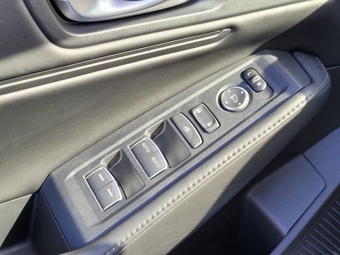 Used 2024 Honda Accord Sport image 17