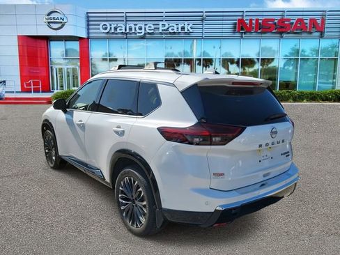 New 2026 Nissan Rogue Platinum w/ Platinum Premium Package image 3