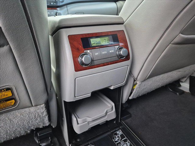 Used 2012 Toyota Highlander Limited w/ Protection Pkg AWD/4WD image 18