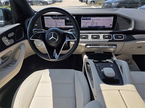 Certified 2024 Mercedes-Benz GLE 350 4MATIC image 9