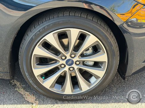 Used 2020 Ford Fusion SE image 10