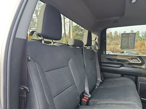 Used 2024 Chevrolet Silverado 2500 LT image 25
