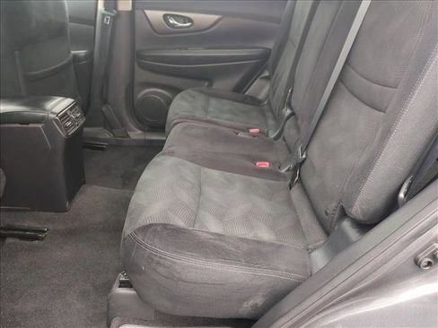 Used 2014 Nissan Rogue SV image 17