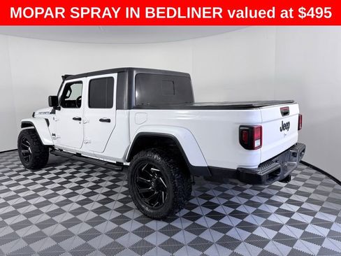 Used 2021 Jeep Gladiator Sport image 5