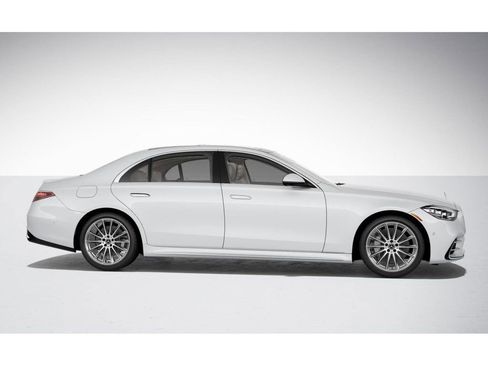 New 2025 Mercedes-Benz S 580 4MATIC Sedan image 15
