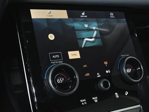 Used 2022 Land Rover Range Rover Evoque SE image 38