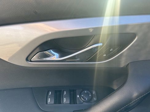 Used 2019 Chevrolet Blazer L image 17